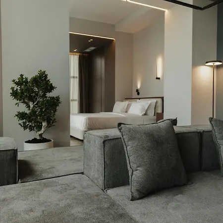 One-bedroom With Sea View No 3